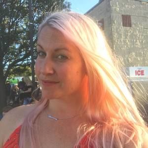 Meet your Posher, Lindsey